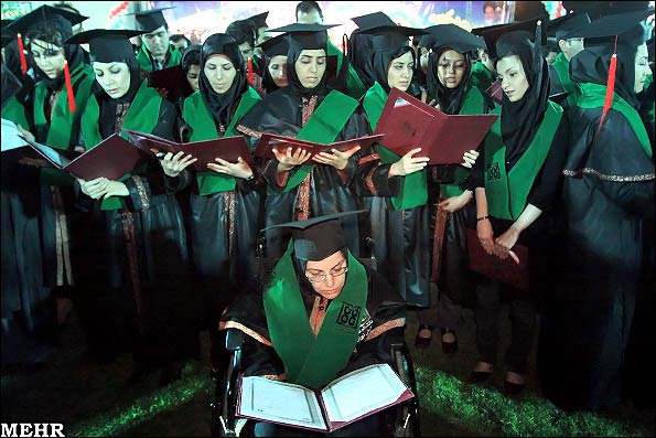 Tehran-Medical-Sciences-Univ-graduates-1